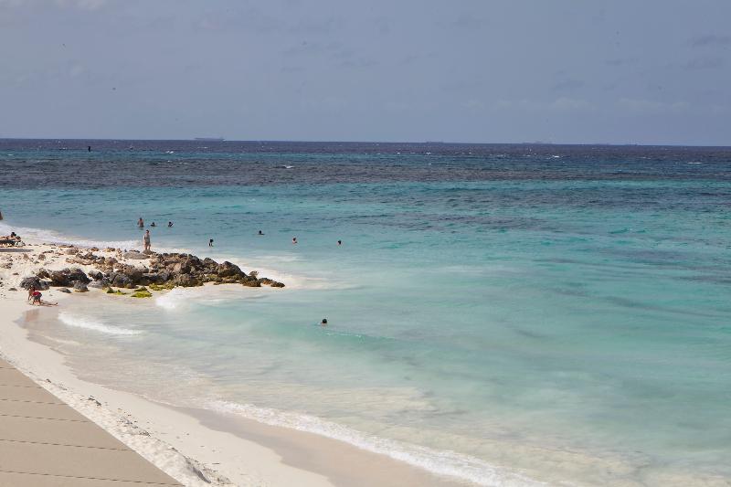 All Inclusive - Divi Dutch Village Beach Resort Oranjestad Eksteriør billede